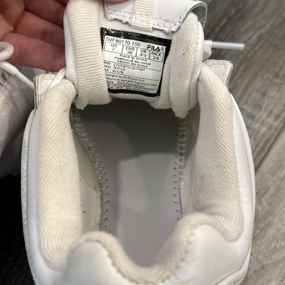 White fila women’s shoes size 7 - Picture 5 of 6